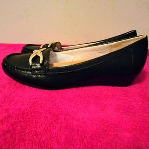 Women's Black Flat Shoes Size